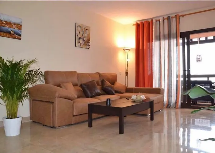 アパート Duquesa Coto Real *